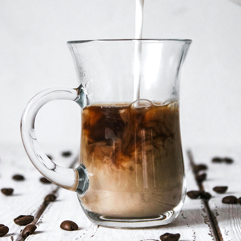 Aparat de cafea multifuncțional cu filtru de picurare